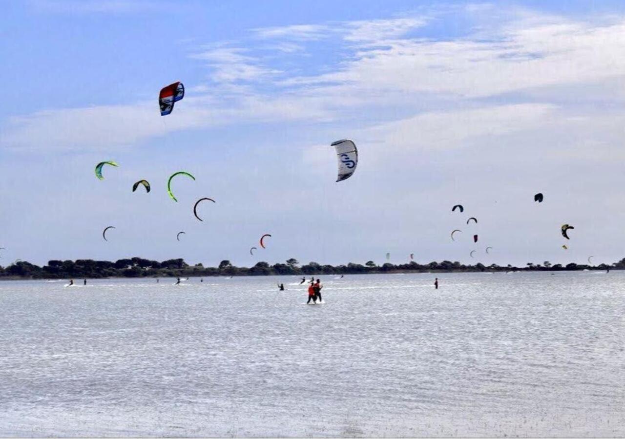 Kite Hub Lo Stagnone Panzió Birgi Vecchi Kültér fotó